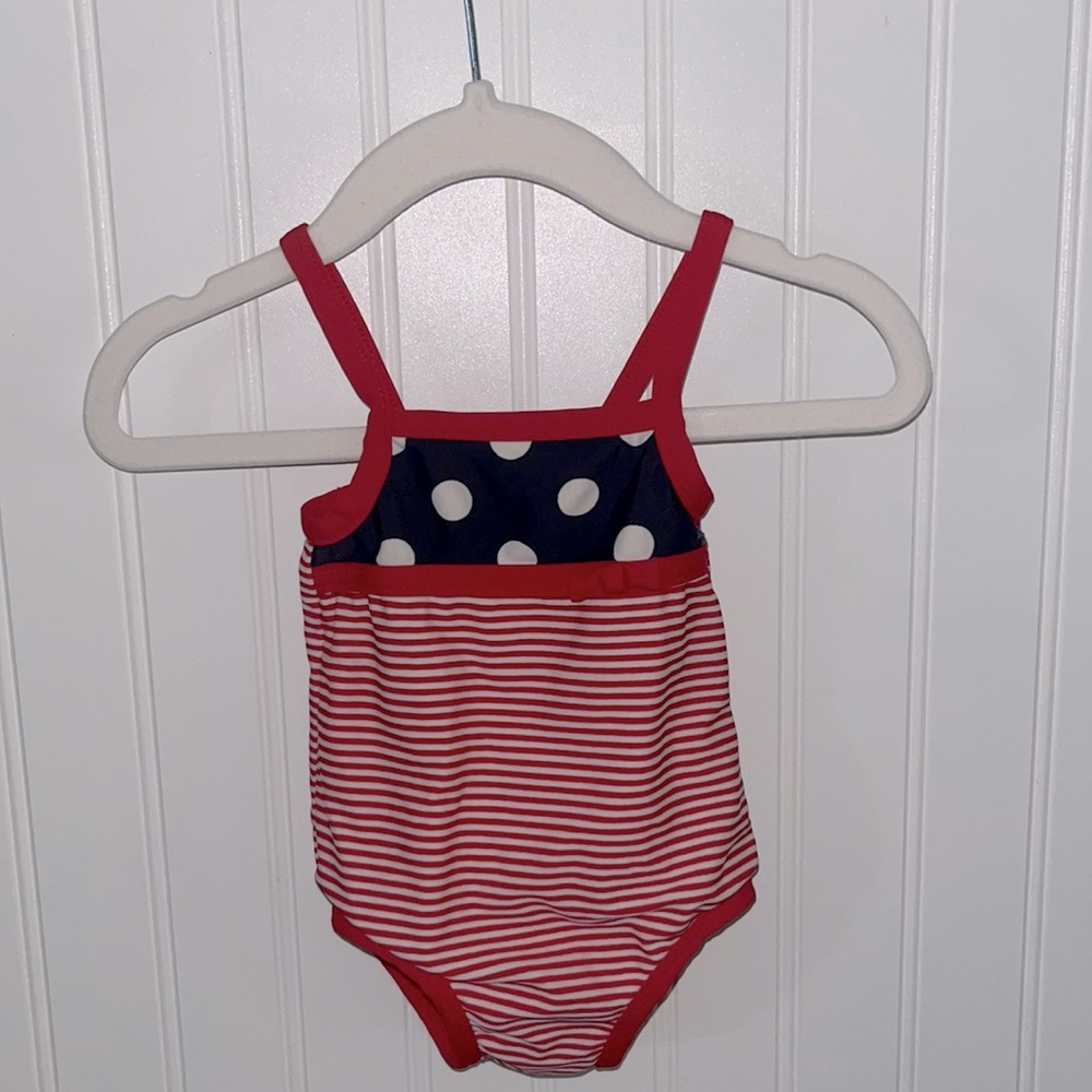 Infant Girls Swim